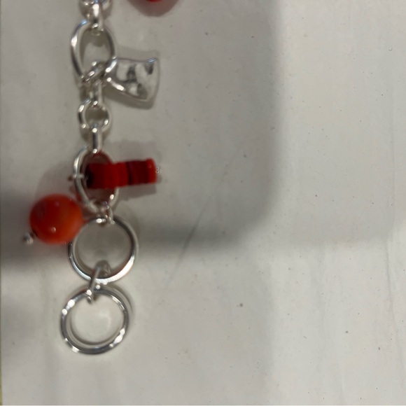 Red and silvered bracelet. New without tag . Never worn - Picture 2 of 3